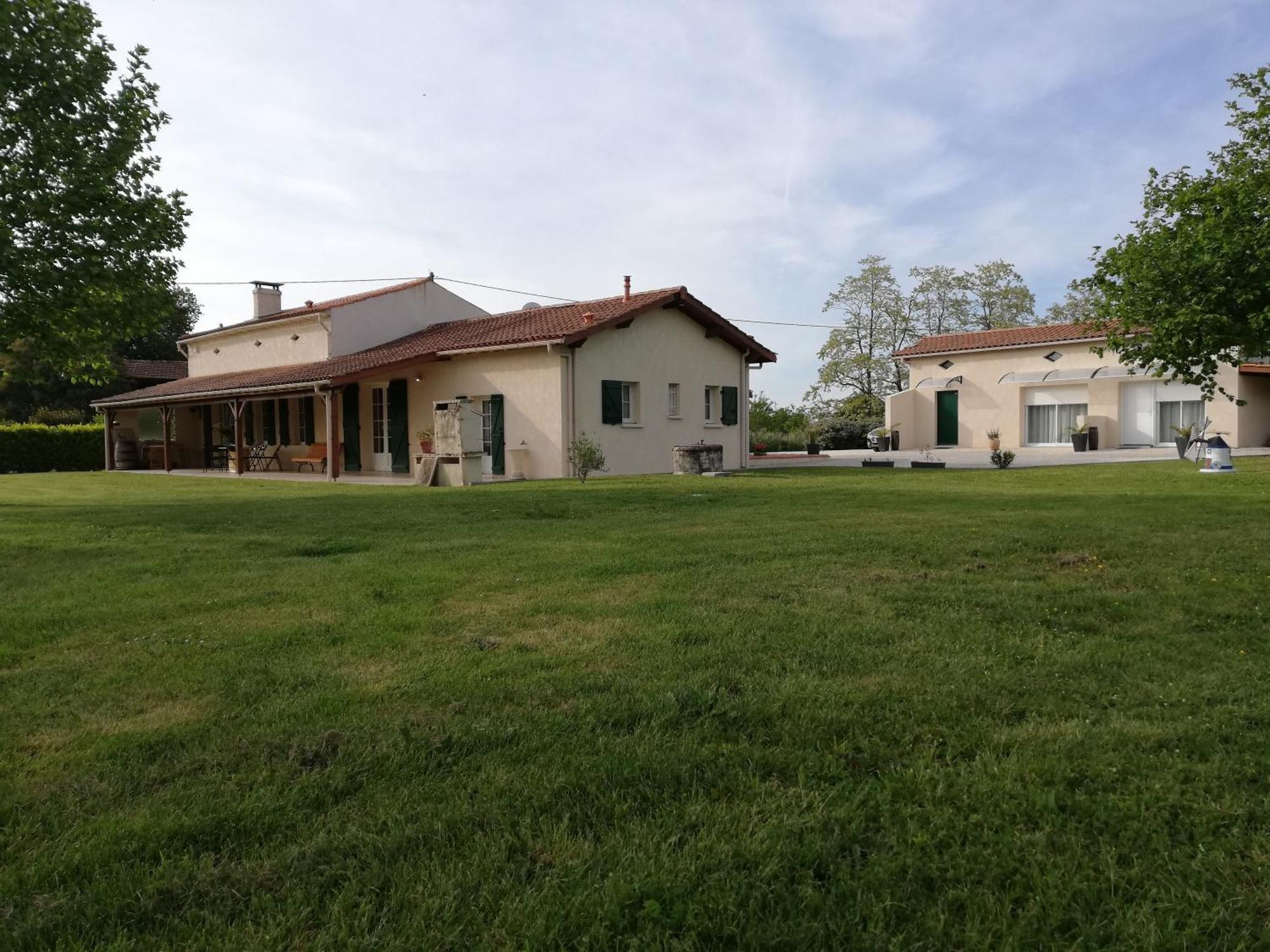 La Mancine Laulan Bed & Breakfast Jau-Dignac-et-Loirac Ngoại thất bức ảnh